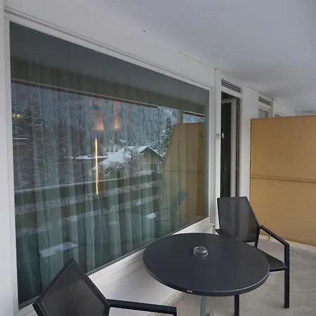 Apartment Cresta - *